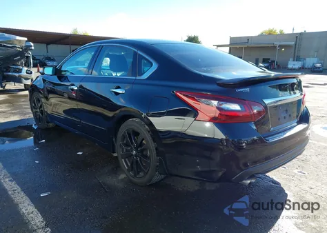 2017 Nissan Altima 2.5 Sr z USA, uszkodzony, nr VIN 1N4AL3AP0HC243610